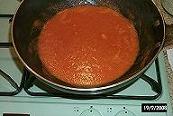 The finished colour of the masala sauce